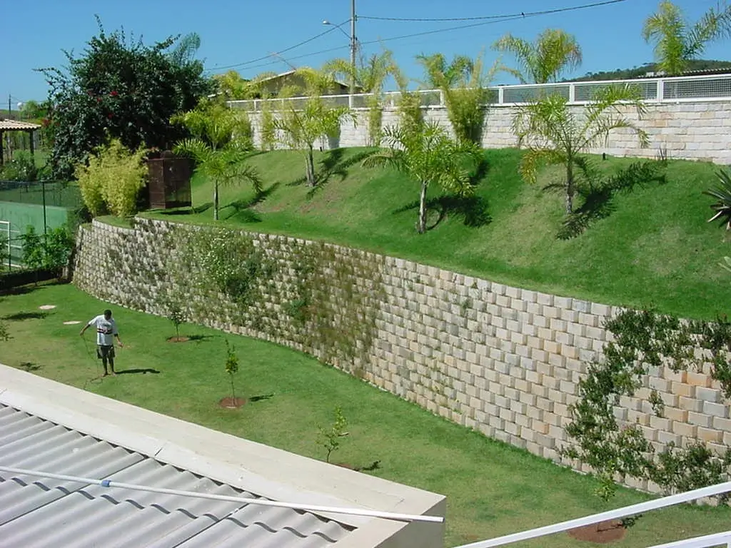 Sistema VERTCON Green &middot; face vegetada
